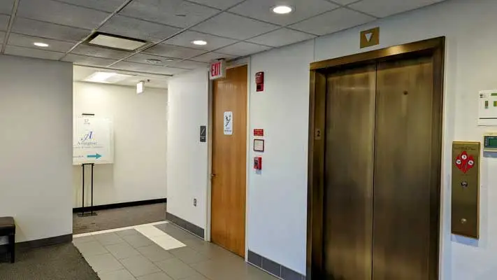 elevator-to-office